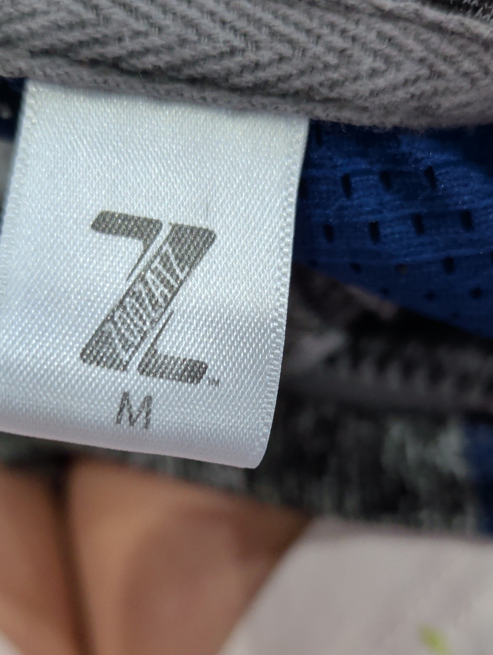 TEAM JACKET - Picture 3 of 4